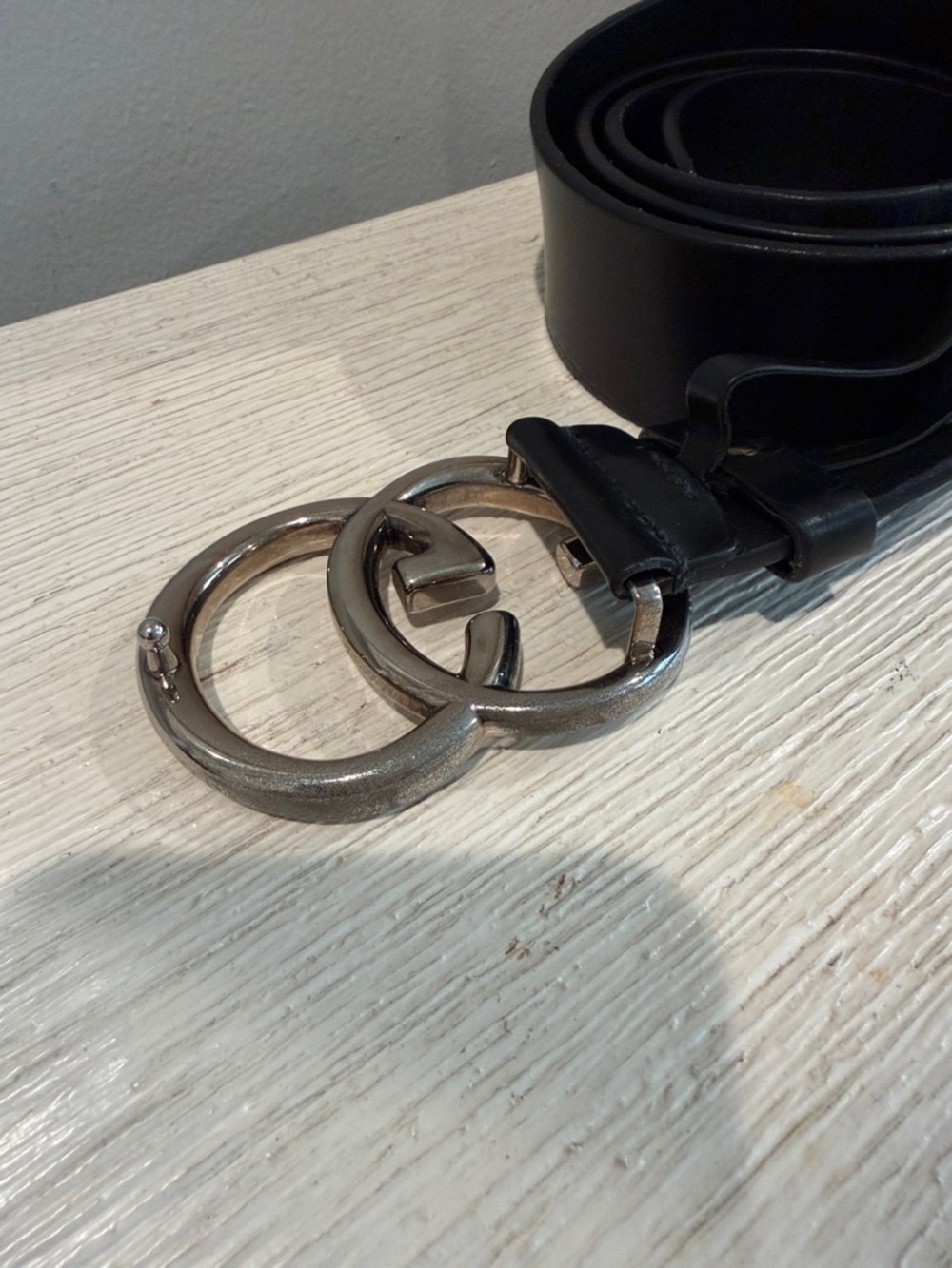 Gucci Black Leather Belt with Silver Double G Buckle - Picture 2 of 8